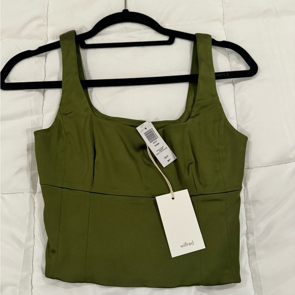 Aritzia Tops - Aritzia top